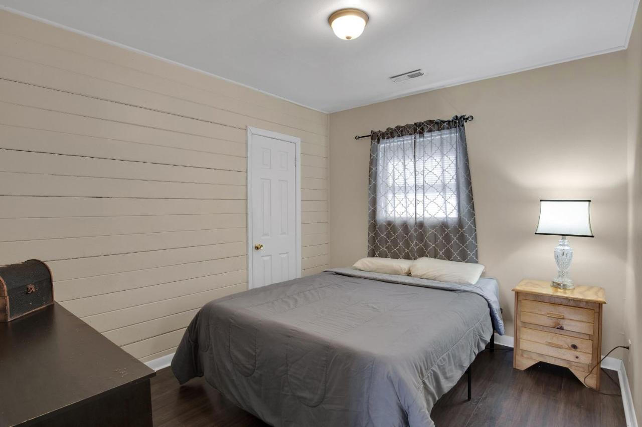 2-Bedroom Pet-Friendly Apartment In East Knoxville Kültér fotó